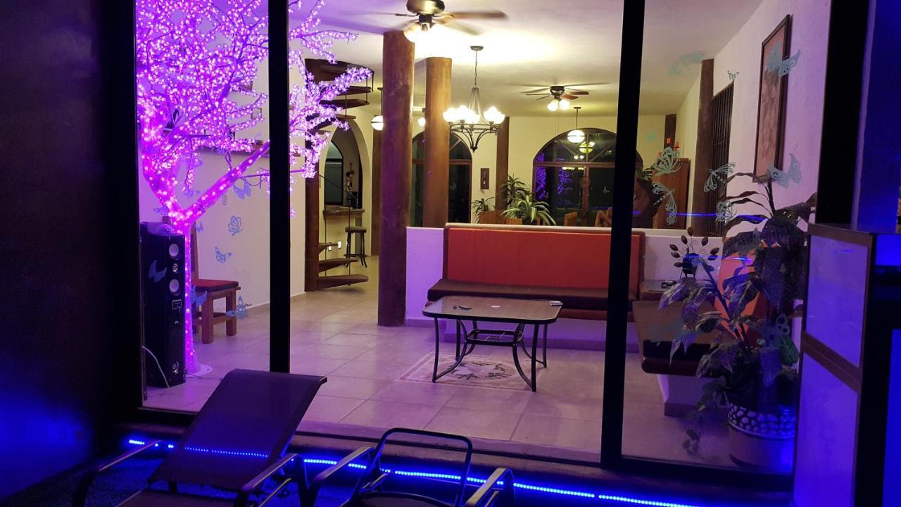 Casa Privada Con Alberca Volada Villa เควนาวากา ภายนอก รูปภาพ